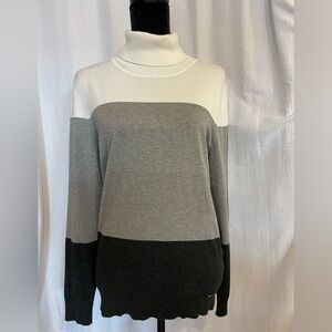 Calvin Klein tri-colored long sleeve turtleneck sweater size large